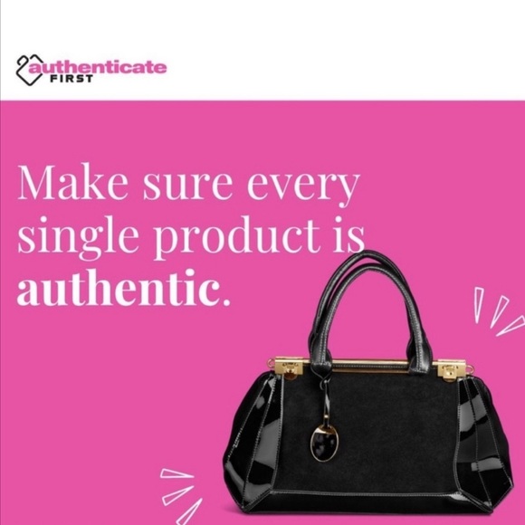 LIKE THIS FOR LIVE SHOWS! NEVER MISS A LIVE SHOW LIKE LIKE LIKE! - Picture 3 of 8